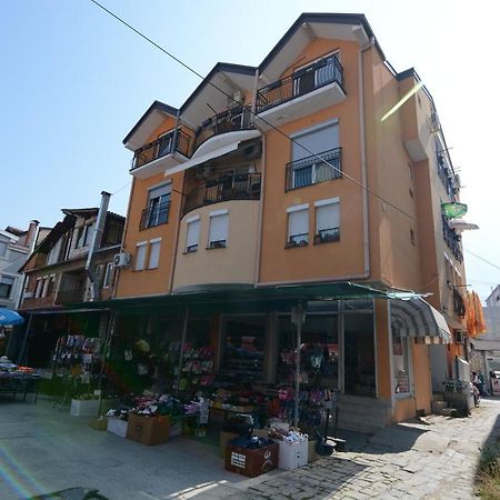 Vila Tea Petrusevski Hotel Ohrid Bagian luar foto