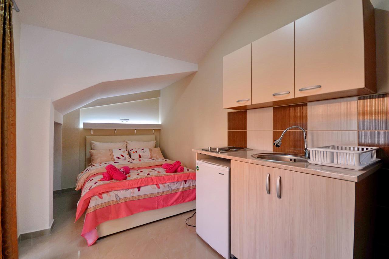 Vila Tea Petrusevski Ohrid Bagian luar foto