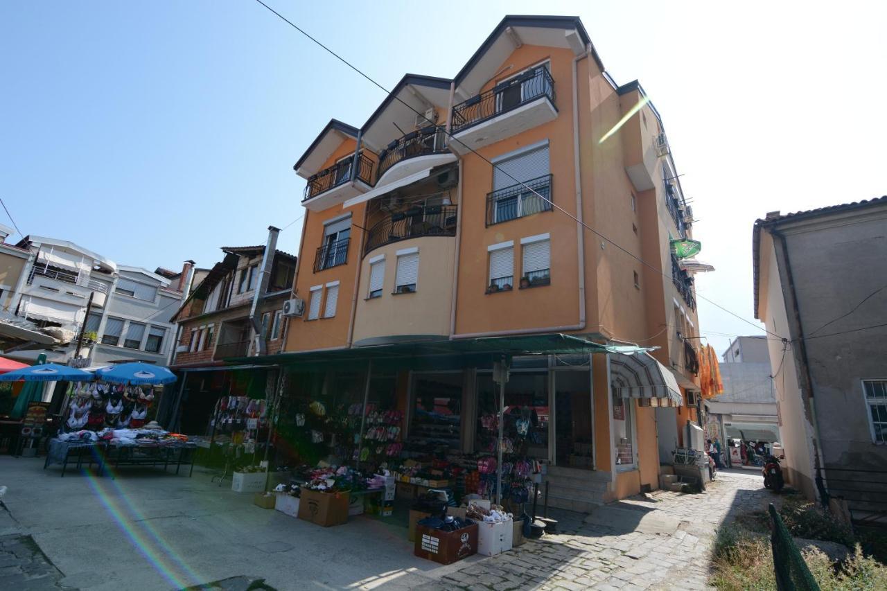 Vila Tea Petrusevski Hotel Ohrid Bagian luar foto